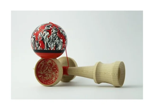 Dusk red kendama